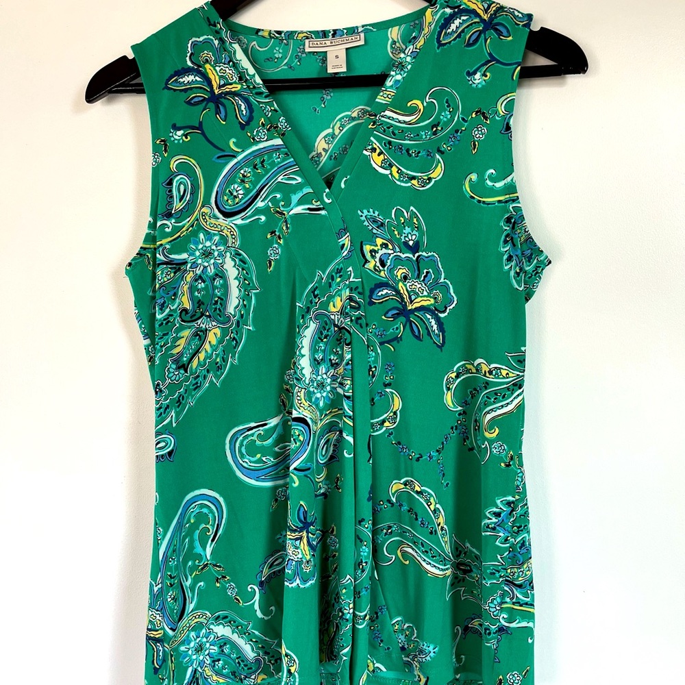 Dana Buchman Geen V-Neck Sleeveless Blouse